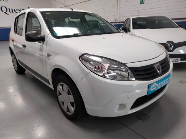 DACIA SANDERO AMBIANCE MUSIC 1.2 5P